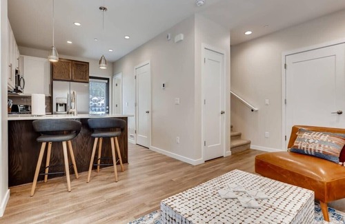 Georgetown House | The Executive Prospector/Bighorn Crossing