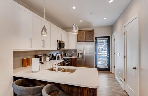 Georgetown House | The Executive Prospector/Bighorn Crossing