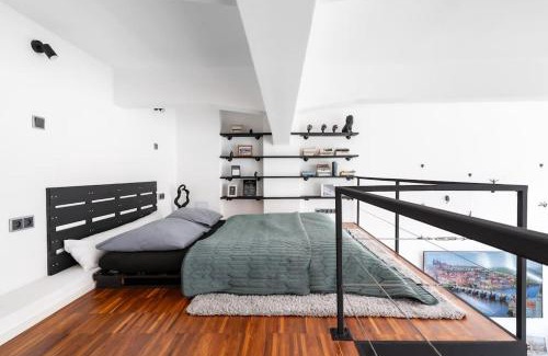 Radlice Apartment | The Factory Loft Prague