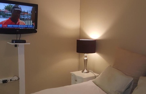 Fairland House | The Fairlands Hideout