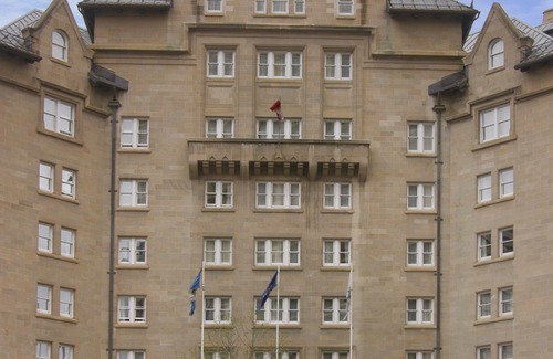 Downtown Edmonton Hotel | The Fairmont Hotel Macdonald