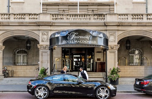 Downtown Edmonton Hotel | The Fairmont Hotel Macdonald
