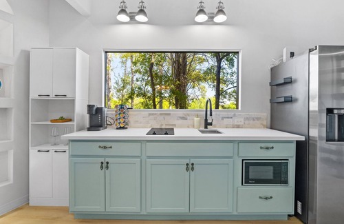 Bastrop County Cabin | The Fairy House | 3 Beds 2 Baths