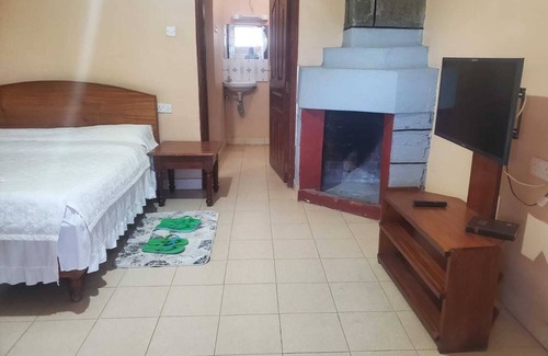 Nyahururu Bed & Breakfast | The Falls Hippo Point