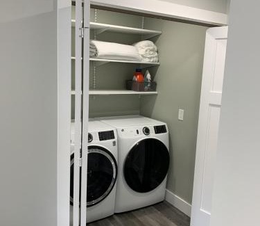 Burdett Apartment | The Fallviews at Burdett Falls