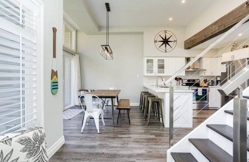 Collingwood Villa | The Family Escape Townhome