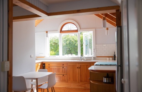 Raglan Cottage | The Farm Cottage Raglan