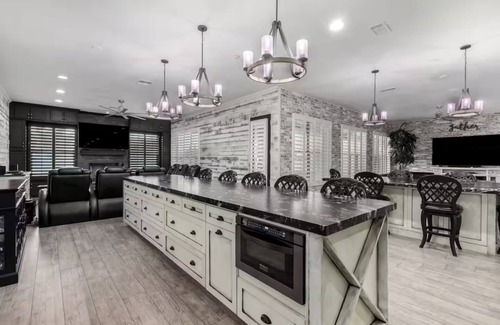 Litchfield Park House | The Farm House at Litchfield Park