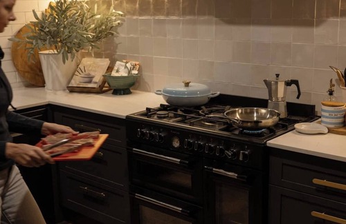 Kidaman Creek House | The Farm@KC - Luxe Farmstay With Breathtaking view