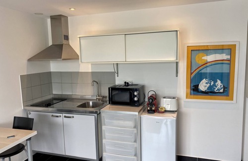 Le Bourget-du-Lac Apartment | THE FEET IN WATER