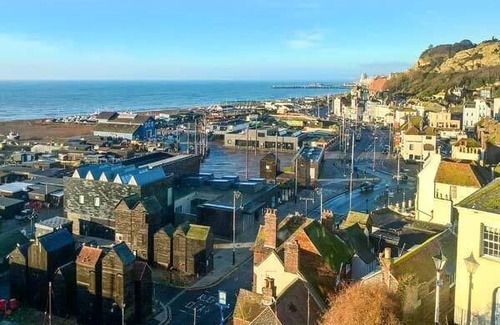 Old Town Hastings Cottage | The Fisherman's Rest