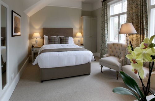 Waddesdon Hotel | The Five Arrows Hotel