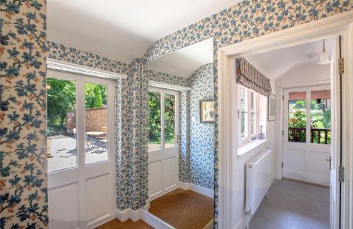 Waddesdon Hotel | The Five Arrows Hotel