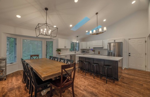 Innsbrook House | The Flamingo's Nest by Innsbrook Vacations!