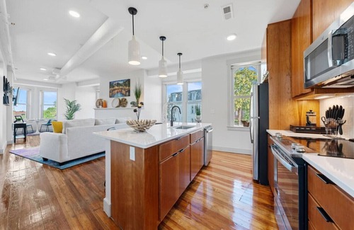 Mount Auburn Apartment | The Flatiron | Views & Amazing Café | Near to ALL