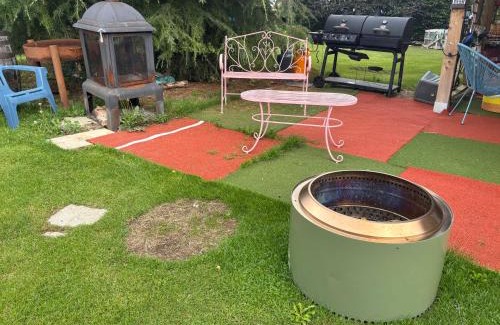 Kilkenny House | The Folly Guest House - Sleeps 28