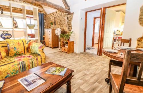 Milcombe House | The Forge at Smithy Cottage