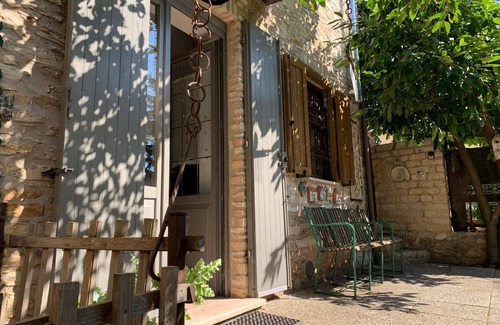 Cazzano Tramigna Apartment | The Fox and the Iris by Holiday World