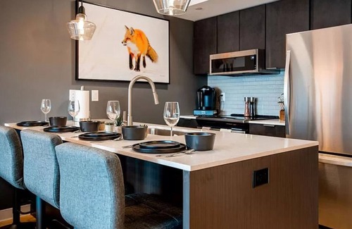 Bozeman Condo | The Fox Den in Downtown Bozeman with Mountain Views, Large Private Deck