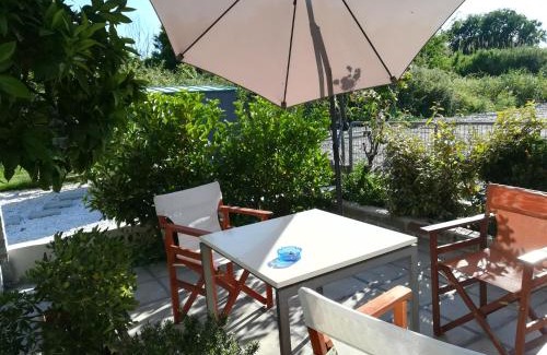 Pefki Apartment | The Garden