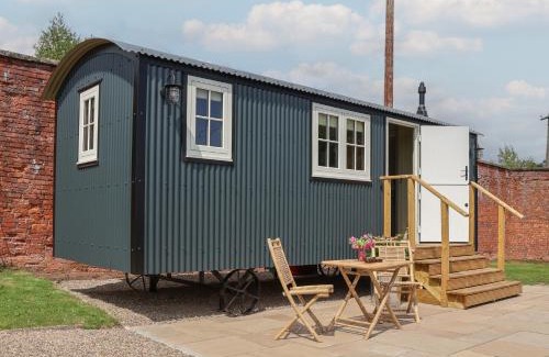 Wrexham House | The Garden Hut