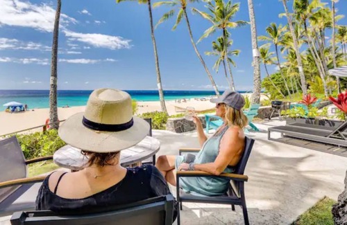 Pupukea House | The Gardenia at Ke Iki Beach Bungalows. Iconic Oceanfront stay.