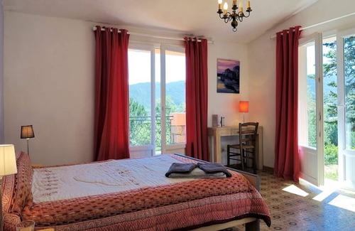 Verghia Villa | THE GENETS