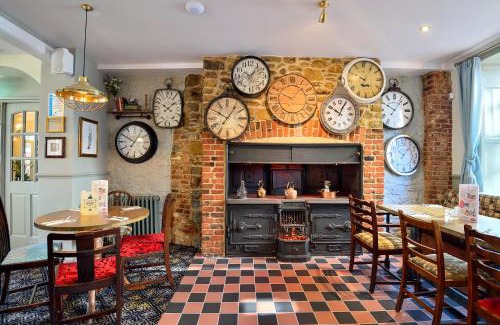 Axminster Hotel | The George Hotel