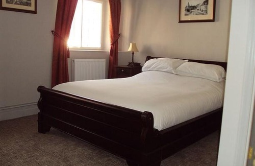 Mere Hotel | The George Inn Mere