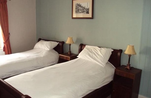 Mere Hotel | The George Inn Mere