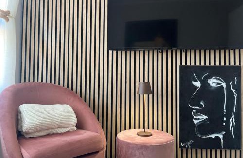 Borgo San Leonardo Apartment | The Glam apartment