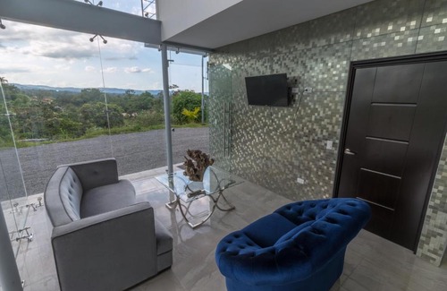 Penas Blancas House | The Glass House Arenal Rentals