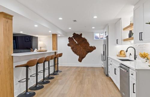 Homewood House | The GOAT Getaway, Winter Retreat by USNA!