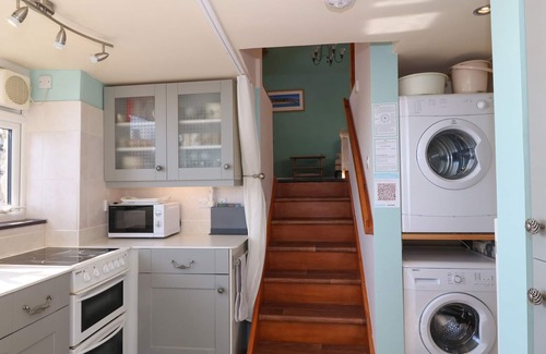 Abersoch Cottage | THE GRAIN STORE, pet friendly, character holiday cottage in Abersoch