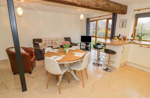 Northend House | The Granary