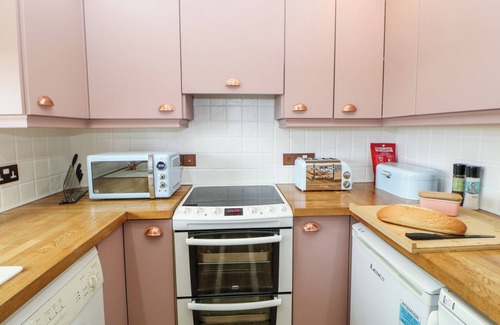 Morpeth Cottage | THE GRANARY, pet friendly, with a garden in Morpeth