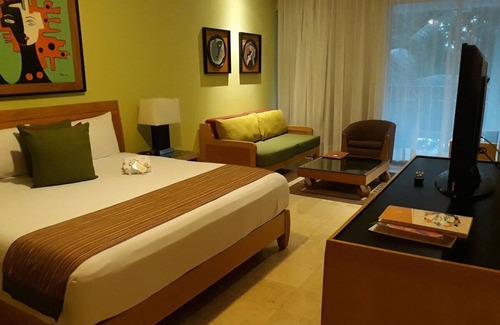 Centro Resort | The Grand Mayan at Vidanta Riviera Mayan
