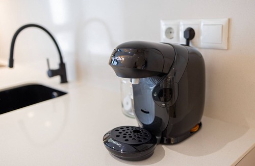 Nou Moles Apartment | The Green Apartment II by Florit Flats