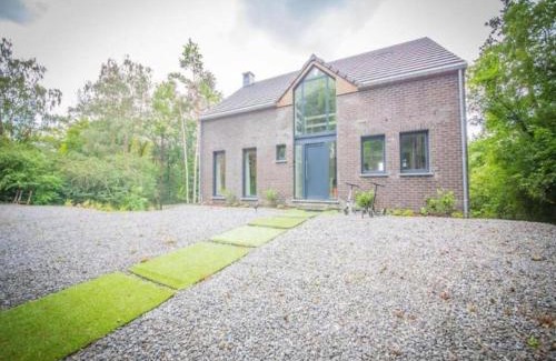 Barvaux Villa | The Green
