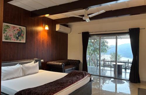 Paud Hotel | The Green Gate Resort Mulshi