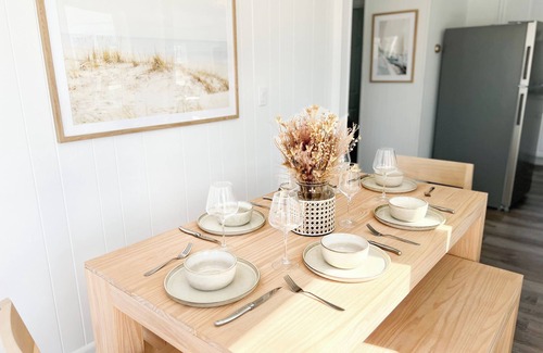 Town of Southold Town Cottage | The Greenport Beach Cottage: 3 Min Walk to Beach, 1 mile to Town
