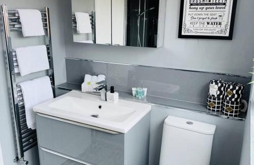 Grimsby House | The Grimsby Quarters