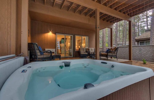 Tahoe Island House | The Grizzly Cabin