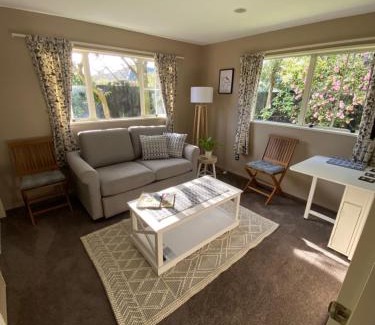 Mosgiel House | The Ground Floor Guest Suite