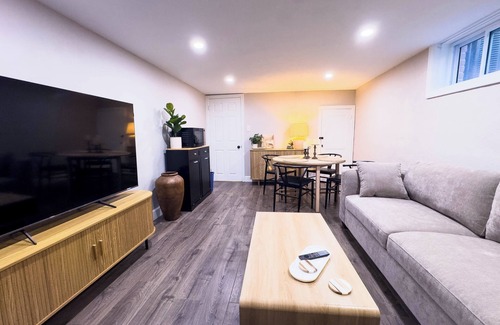 Sunnyside Apartment | The Grove at Clay House - Charming 1BR Apartment in Denver's Sunnyside