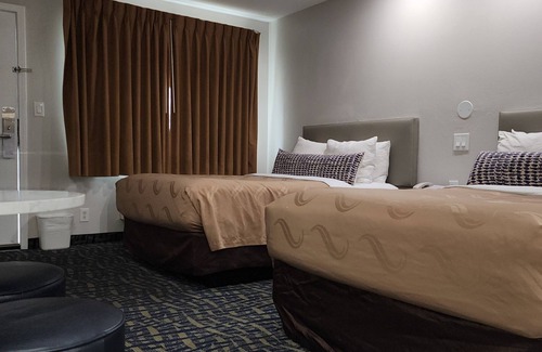 Pismo Beach Hotel | The Grove At Pismo Beach