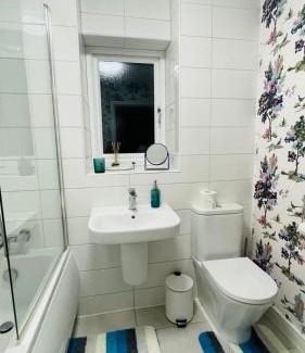 Bramcote House | The Guest Nook - Wollaton