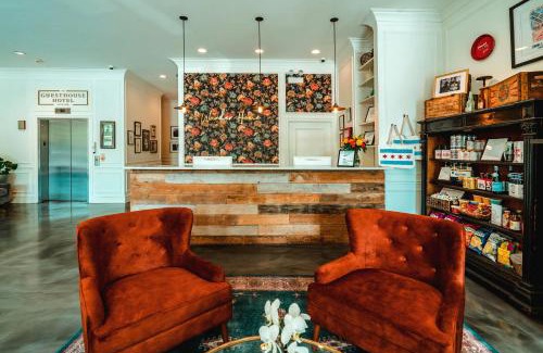 Uptown Hotel | The Guesthouse Hotel