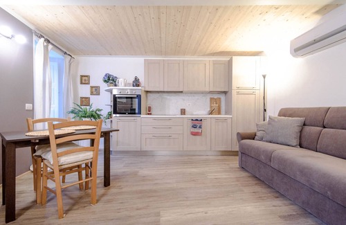 Torno Apartment | The hamlet of Torno - La Piccola
