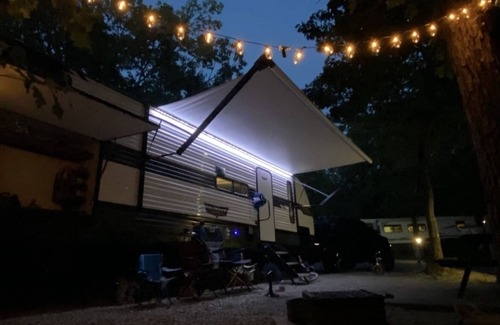 Slidell RV Rental | The Happy Camper!